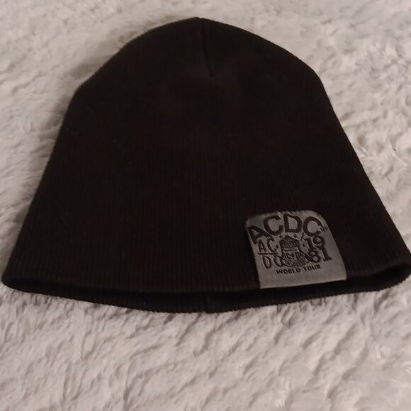 Vtg. AC DC 1981 World Tour Concert Beanie - Picture 4 of 4
